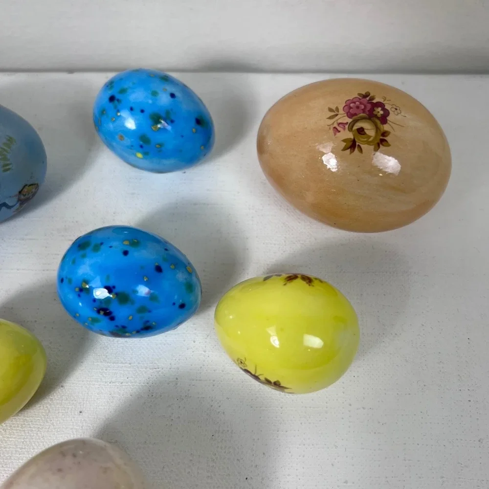 7 Vintage Easter Eggs Religious Bunny Floral‎ Hand Painted Ceramic Decor